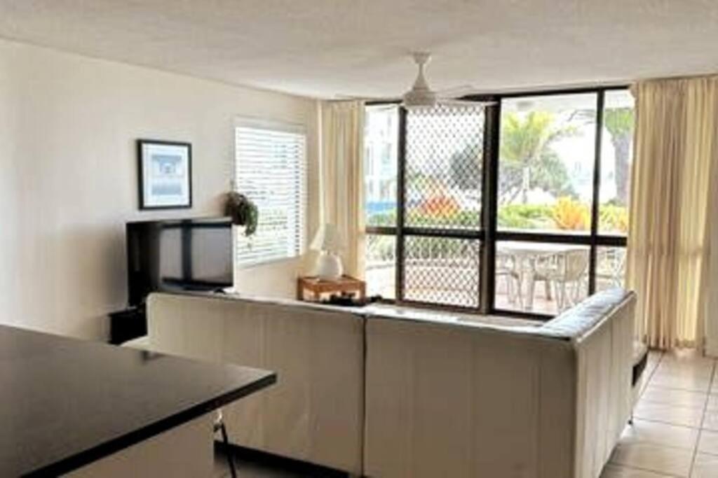 מרוצ'ידור 2 Bedroom Ocean View - Alexandria Apartments -Alexandra Headland מראה חיצוני תמונה